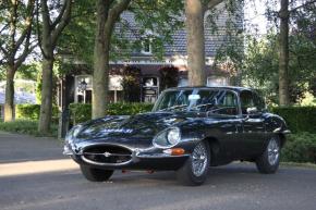 Jaguar E-Type photo