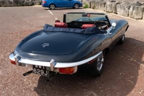 Jaguar E-Type photo