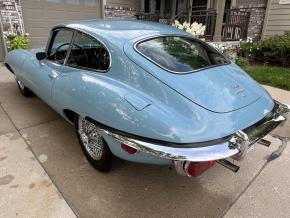 Jaguar E-Type photo