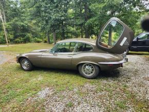 Jaguar E-Type photo