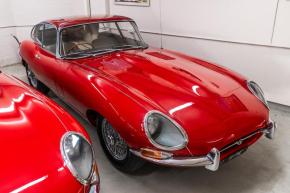 Jaguar E-Type photo