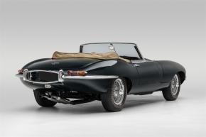 Jaguar E-Type photo