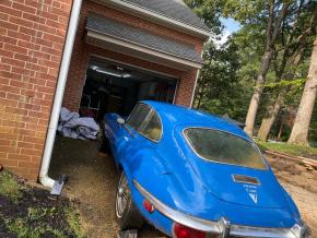 Jaguar E-Type photo