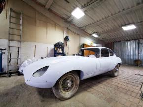 Jaguar E-Type photo