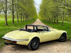 Jaguar E-Type photo