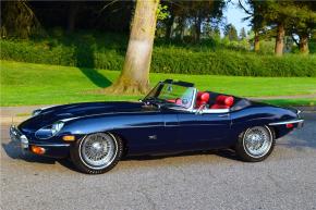 Jaguar E-Type photo