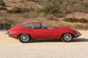 Jaguar E-Type photo