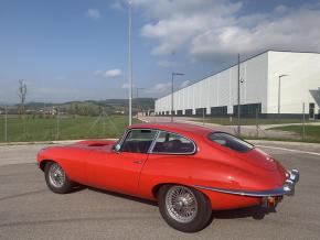 Jaguar E-Type photo