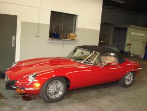 Jaguar E-Type photo