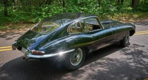 Jaguar E-Type photo