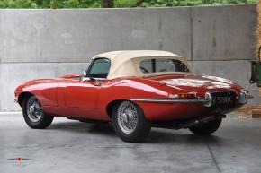 Jaguar E-Type photo