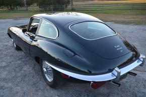 Jaguar E-Type photo