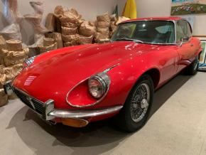 Jaguar E-Type photo