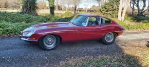 Jaguar E-Type photo