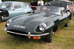 Jaguar E-Type photo