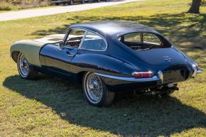 Jaguar E-Type photo