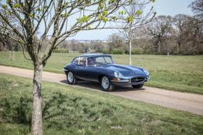 Jaguar E-Type photo