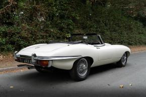 Jaguar E-Type photo