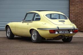 Jaguar E-Type photo