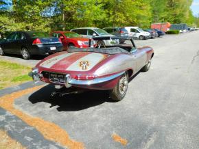 Jaguar E-Type photo