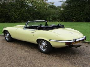 Jaguar E-Type photo