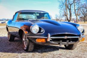 Jaguar E-Type photo