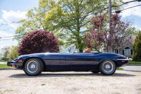 Jaguar E-Type photo