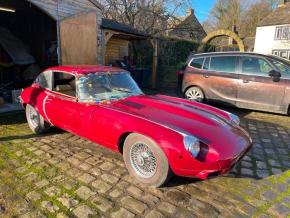 Jaguar E-Type photo