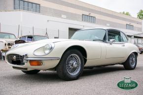 Jaguar E-Type photo