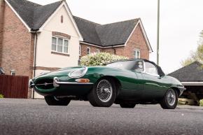 Jaguar E-Type photo