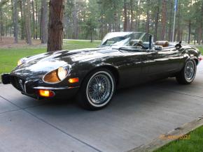 Jaguar E-Type photo