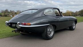 Jaguar E-Type photo