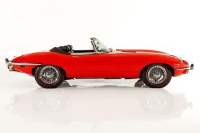 Jaguar E-Type photo