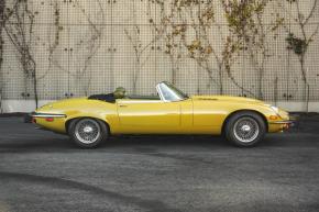 Jaguar E-Type photo