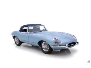 Jaguar E-Type photo