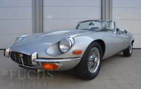 Jaguar E-Type photo