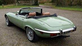 Jaguar E-Type photo