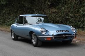 Jaguar E-Type photo