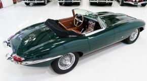 Jaguar E-Type photo