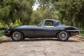 Jaguar E-Type photo