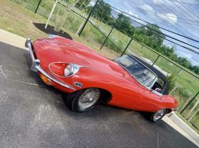 Jaguar E-Type photo