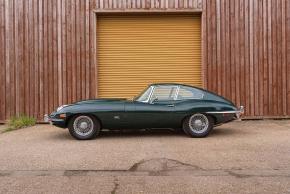 Jaguar E-Type photo