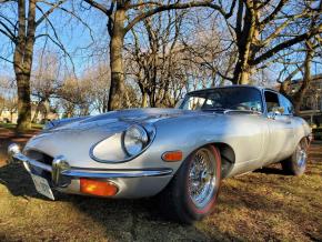 Jaguar E-Type photo