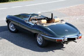 Jaguar E-Type photo