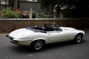 Jaguar E-Type photo