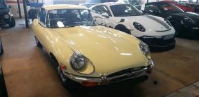 Jaguar E-Type photo