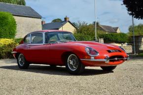 Jaguar E-Type photo