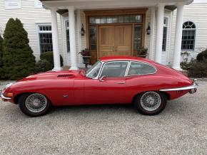 Jaguar E-Type photo