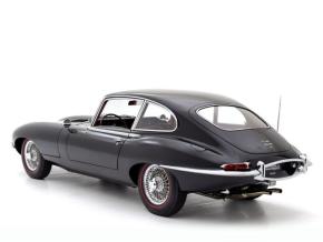 Jaguar E-Type photo