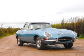 Jaguar E-Type photo